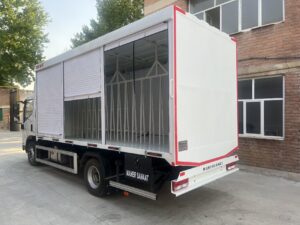 کاربری حمل نوشابه و آب معدنی 5 کاربری حمل نوشابه کامیونت کاما 6 تن